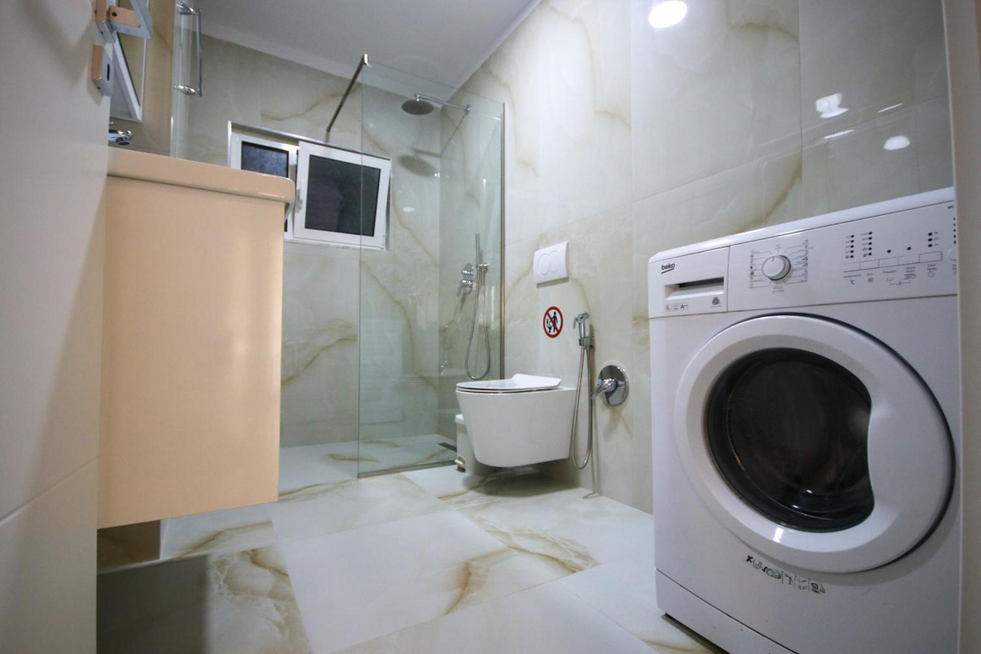 Johan'S Apartment ติรานา ภายนอก รูปภาพ